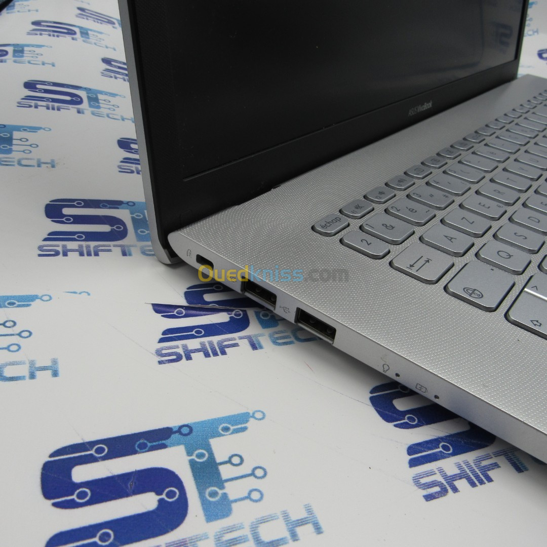 Asus VivoBook 17 i5 10Th 8G 256 SSD