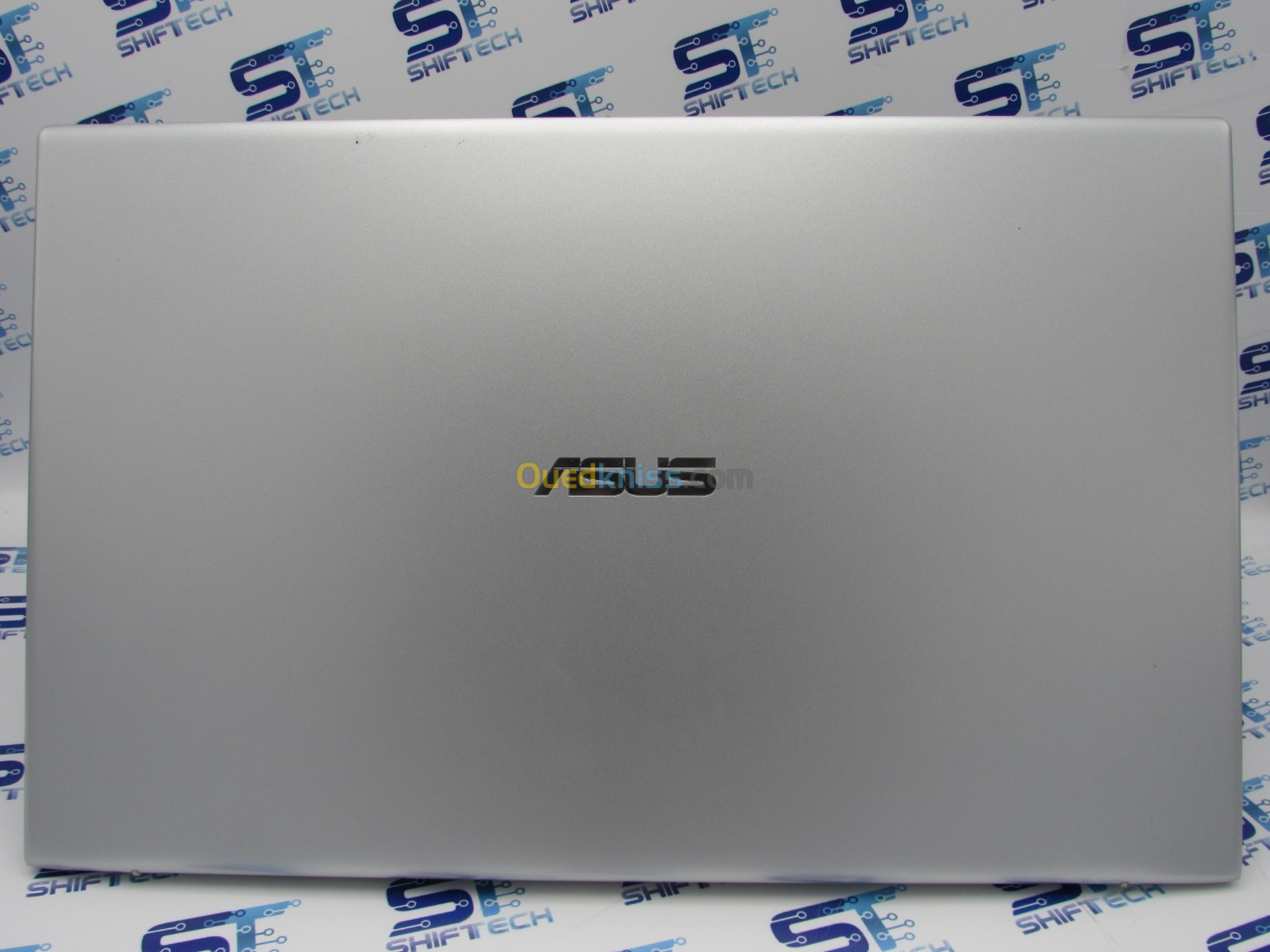 Asus Vivobook 17 X712U 17" i3 11Th 8G 256SSD Full HD 