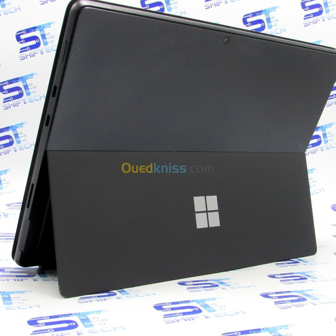 Microsoft Surface Pro 8 i5 1235U 16G 256 SSD 13" 3K 120Hz Détachable Tactile