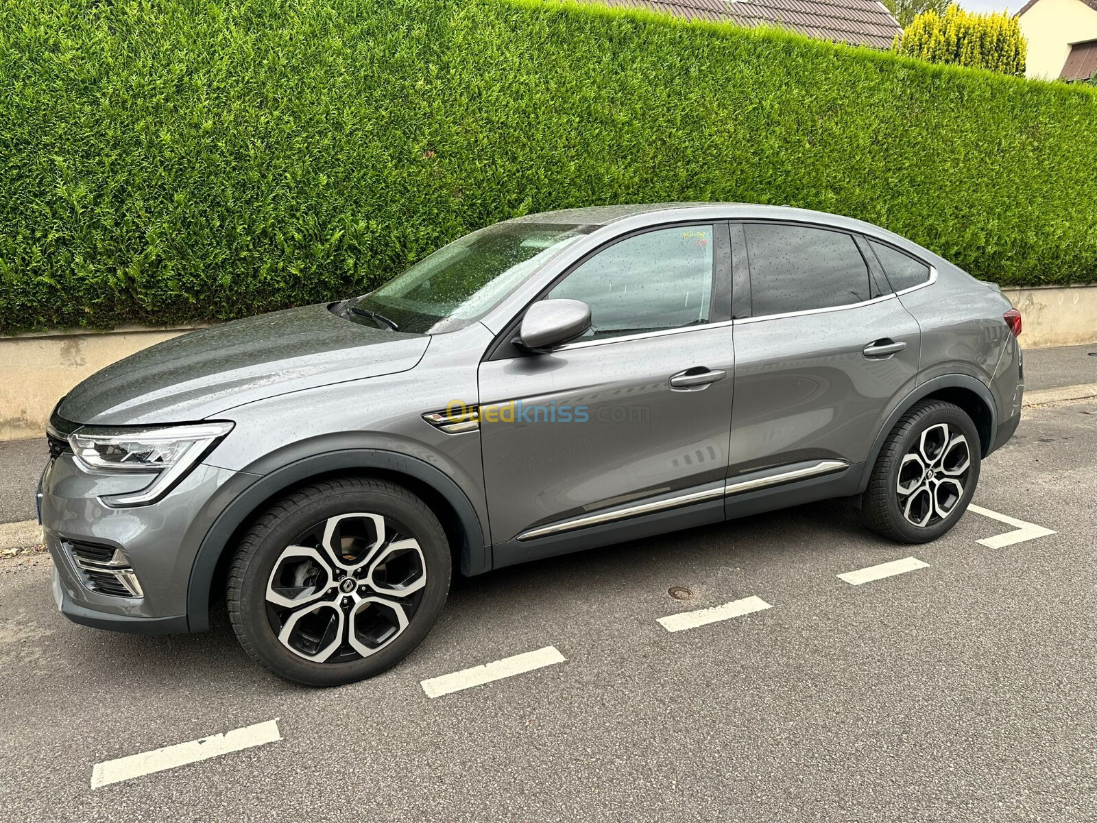 Renault Arkana intos 2022 