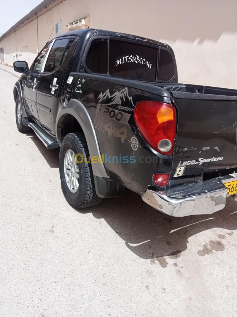 Mitsubishi L200 2010 Doube cabine Evolution