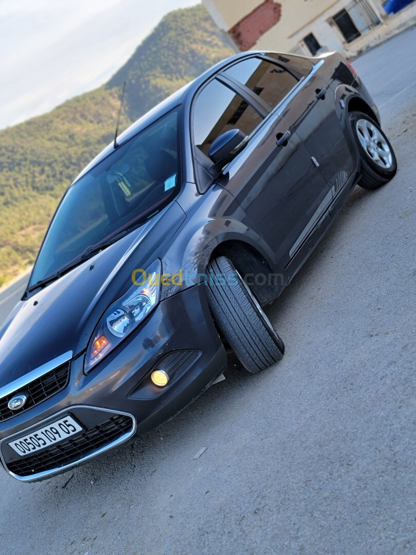 Ford Focus 4 portes 2009 Focus 4 portes