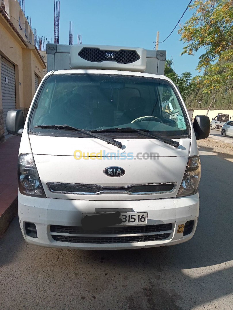 Kia K2700 2015