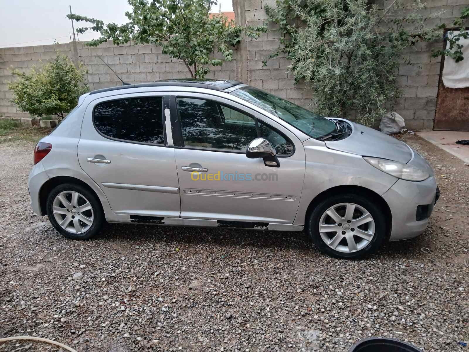 Peugeot 207 2009 207