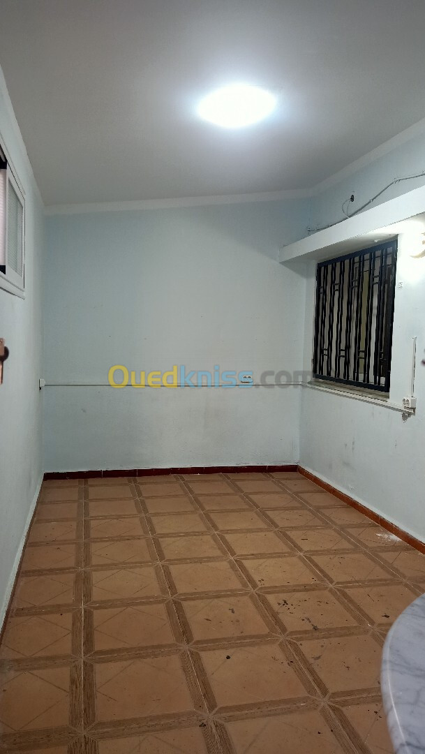 Location Appartement F2 Alger Birkhadem