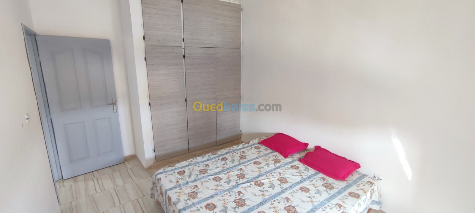 Location vacances Appartement F3 Mostaganem Mezghrane