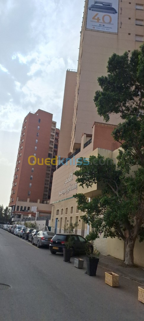 Location Appartement F4 Oran Bir el djir