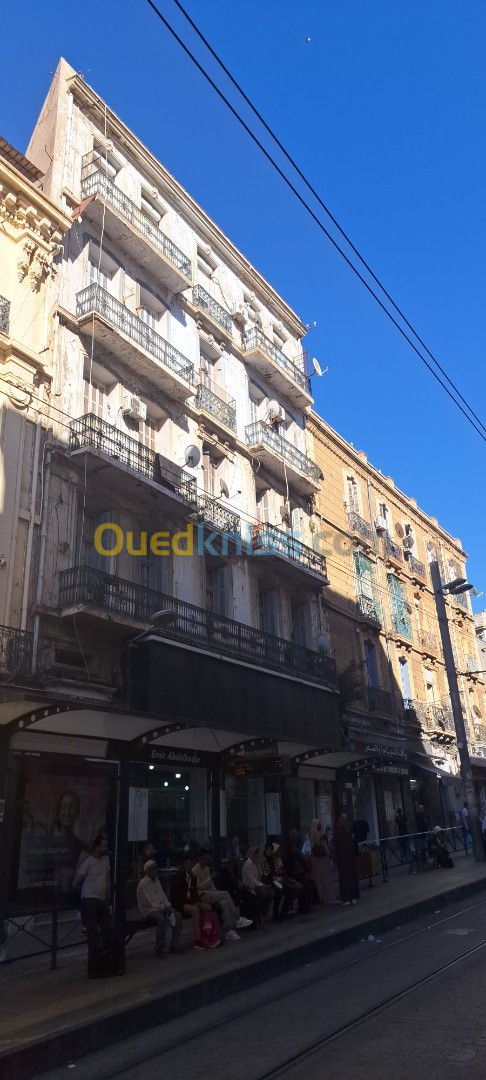 Vente Appartement F8 Oran Oran