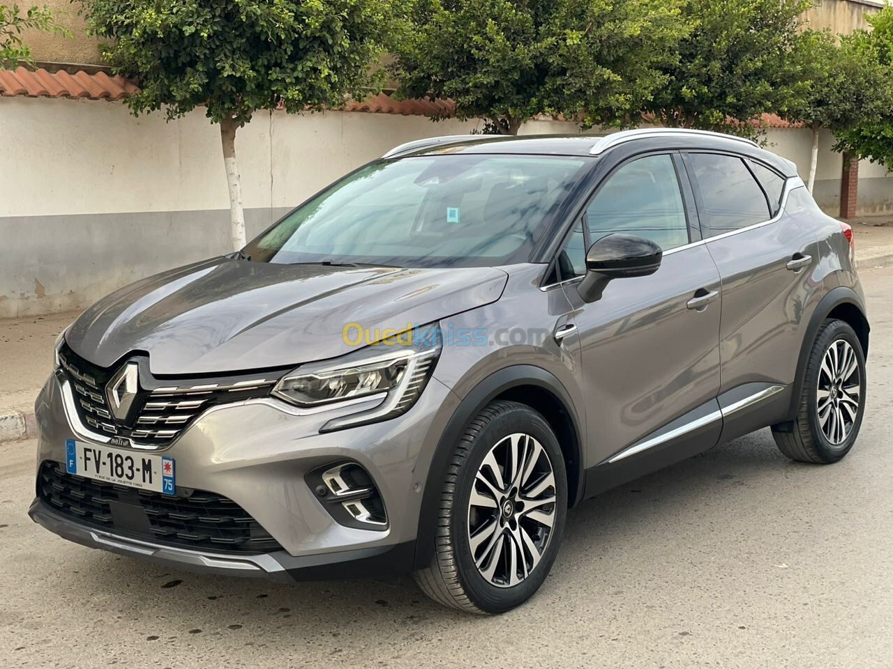 Renault Captur 2021 INITIALE PARIS