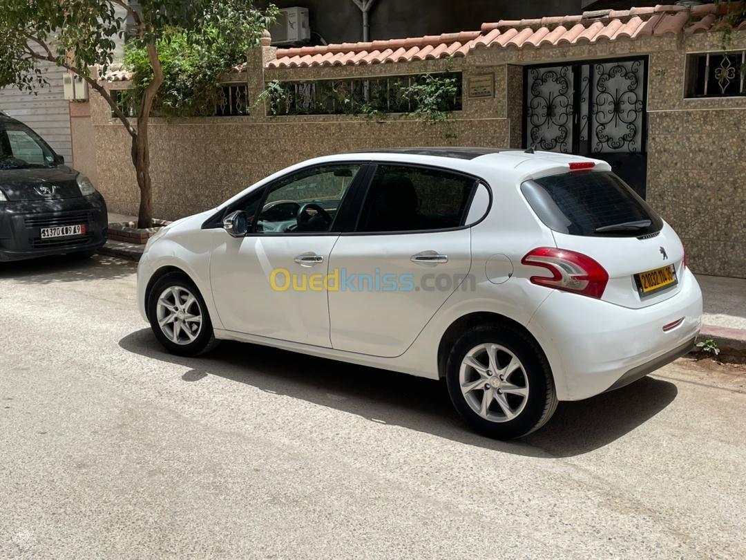 Peugeot 208 2014 Active