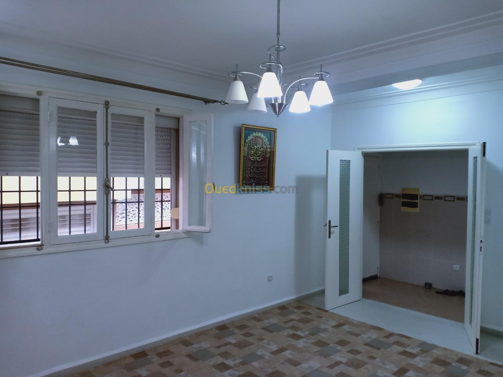 Location Appartement F4 Alger Birkhadem