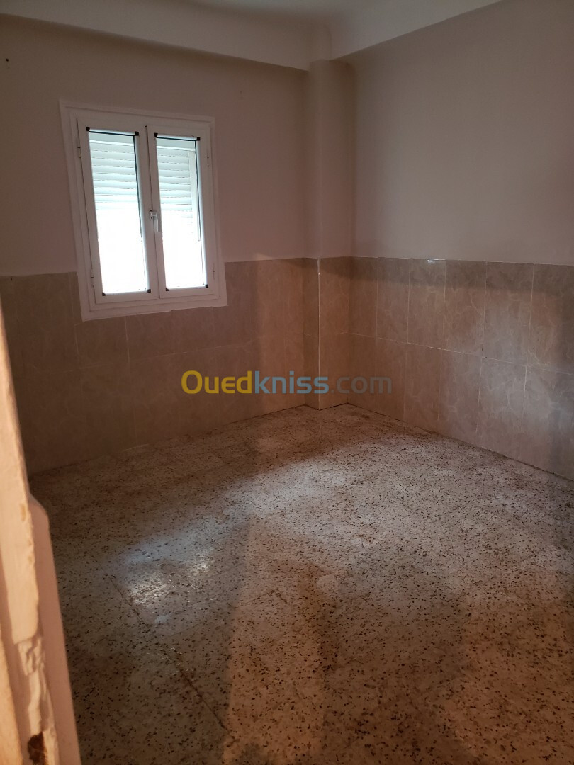 Vente Appartement F03 Alger Baraki