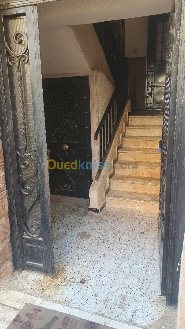 Location Appartement F2 Alger Baba hassen