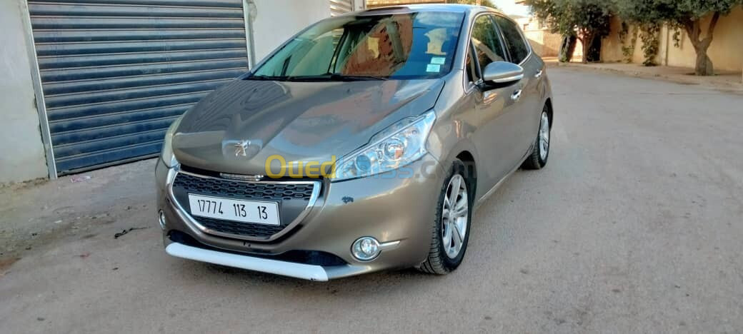 Peugeot 208 2013 Allure