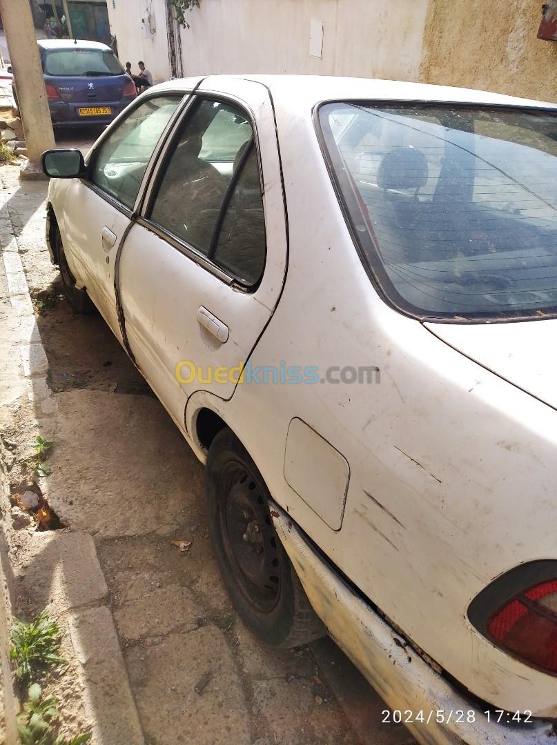 Nissan Sunny 2001 