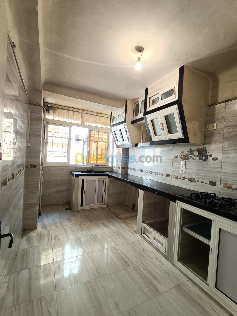 Location Appartement F3 Oran Bir el djir