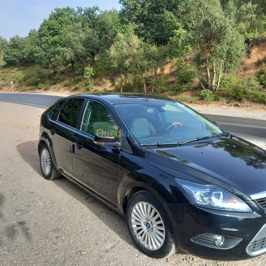 Ford Focus 5 portes 2013 Titanium