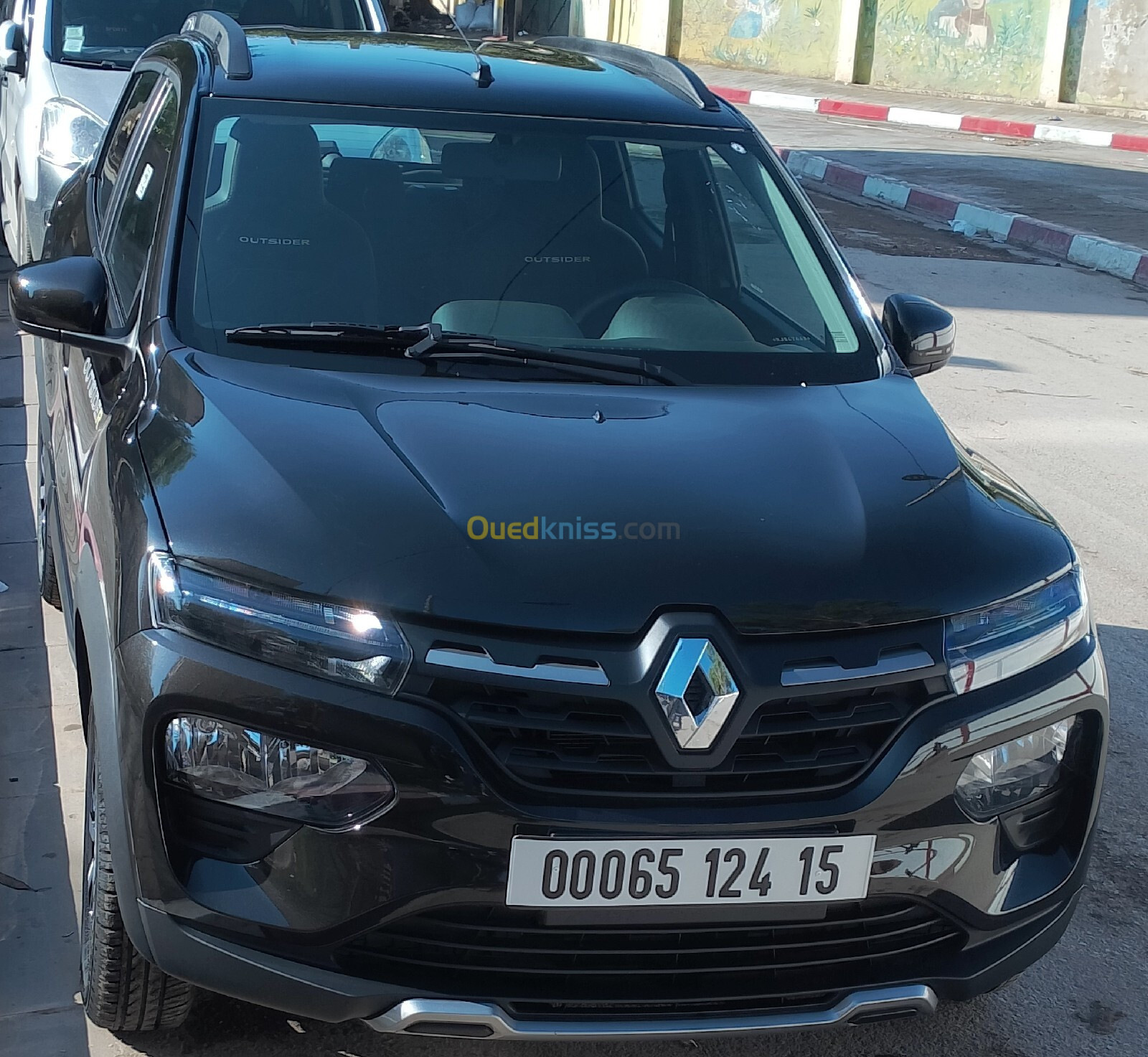 Renault Kwid 2024 Outousid