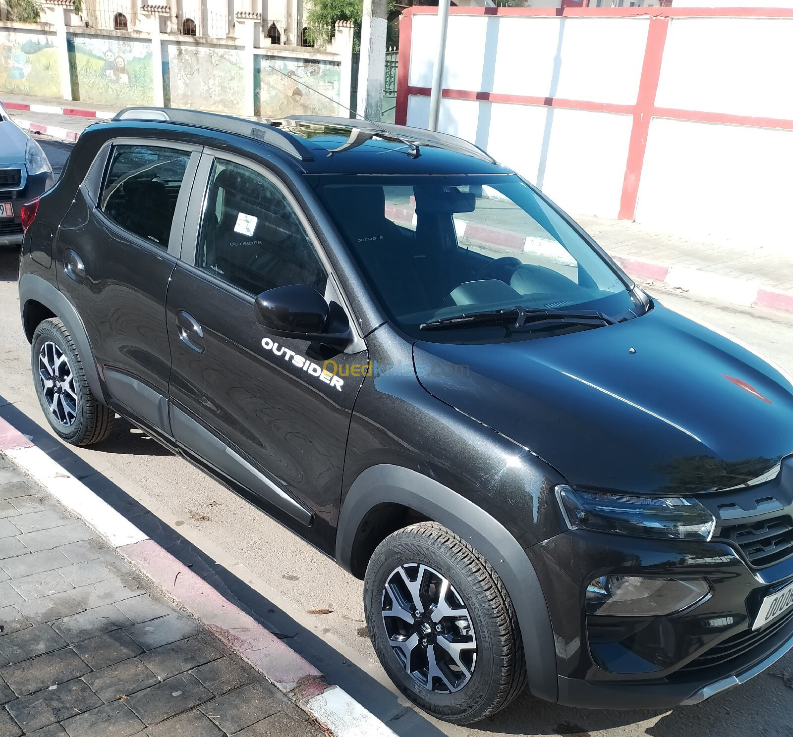 Renault Kwid 2024 Outousid