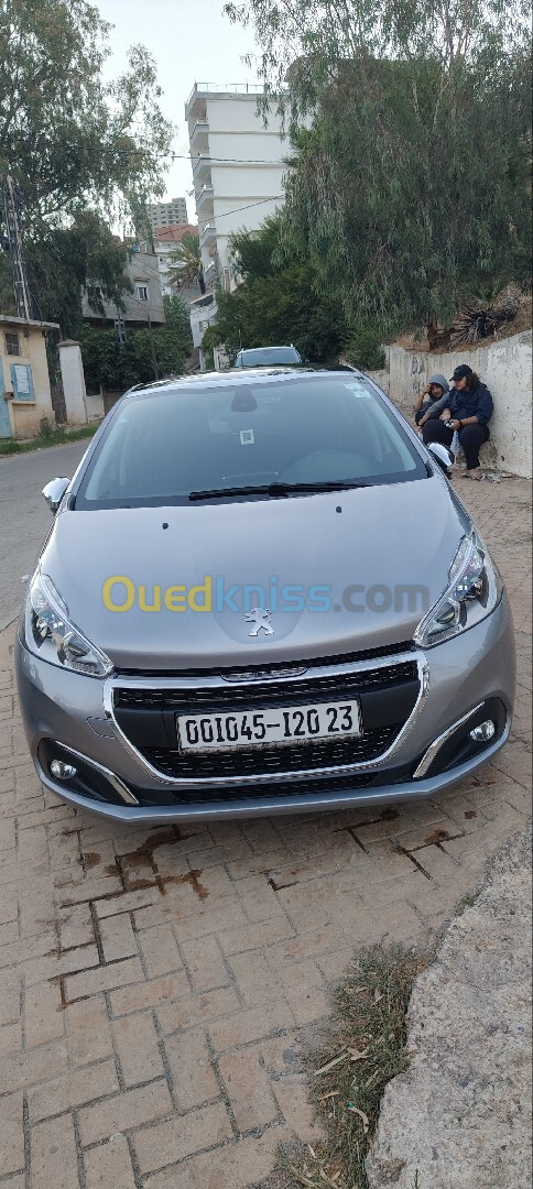 Peugeot 208 2020 