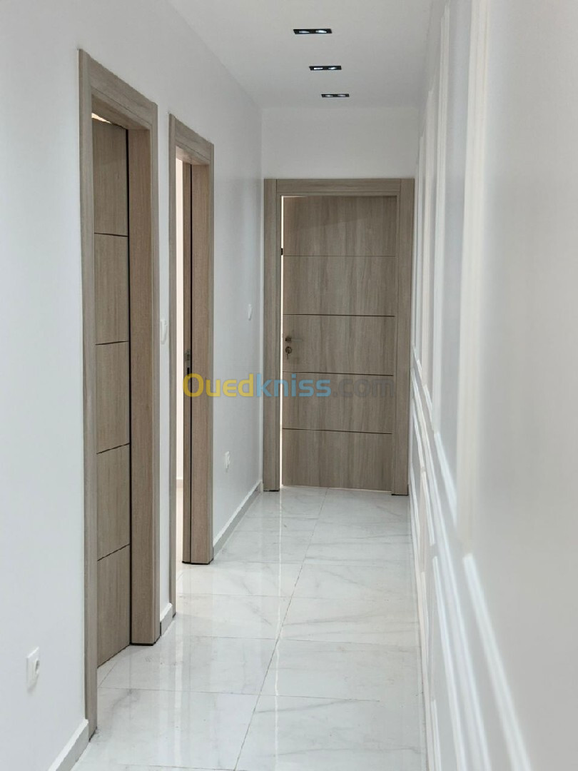 Vente Appartement F5 Alger Bordj el bahri