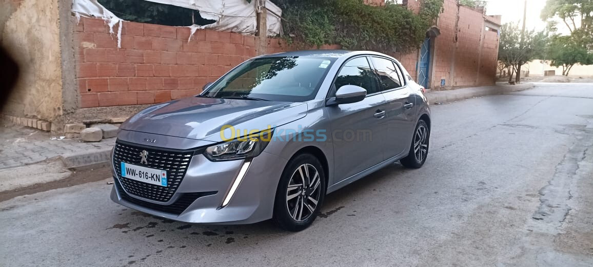 Peugeot 208 2022 208