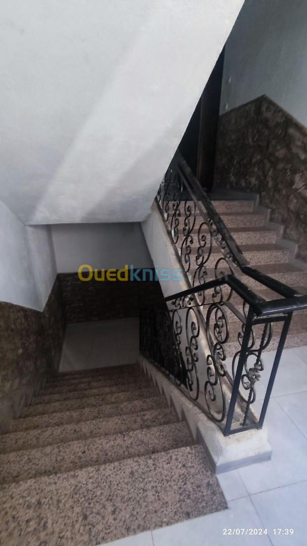 Vente Appartement F4 Alger Bordj el bahri