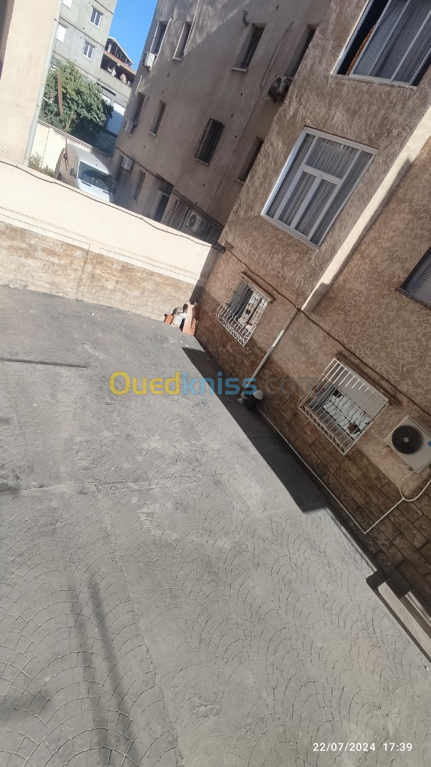 Vente Appartement F4 Alger Bordj el bahri