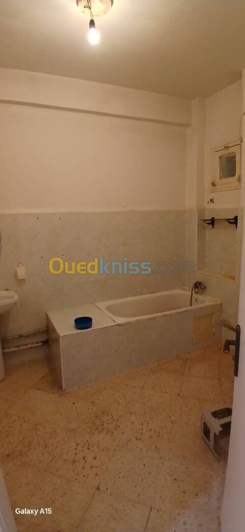 Location Appartement F4 Alger Bordj el bahri