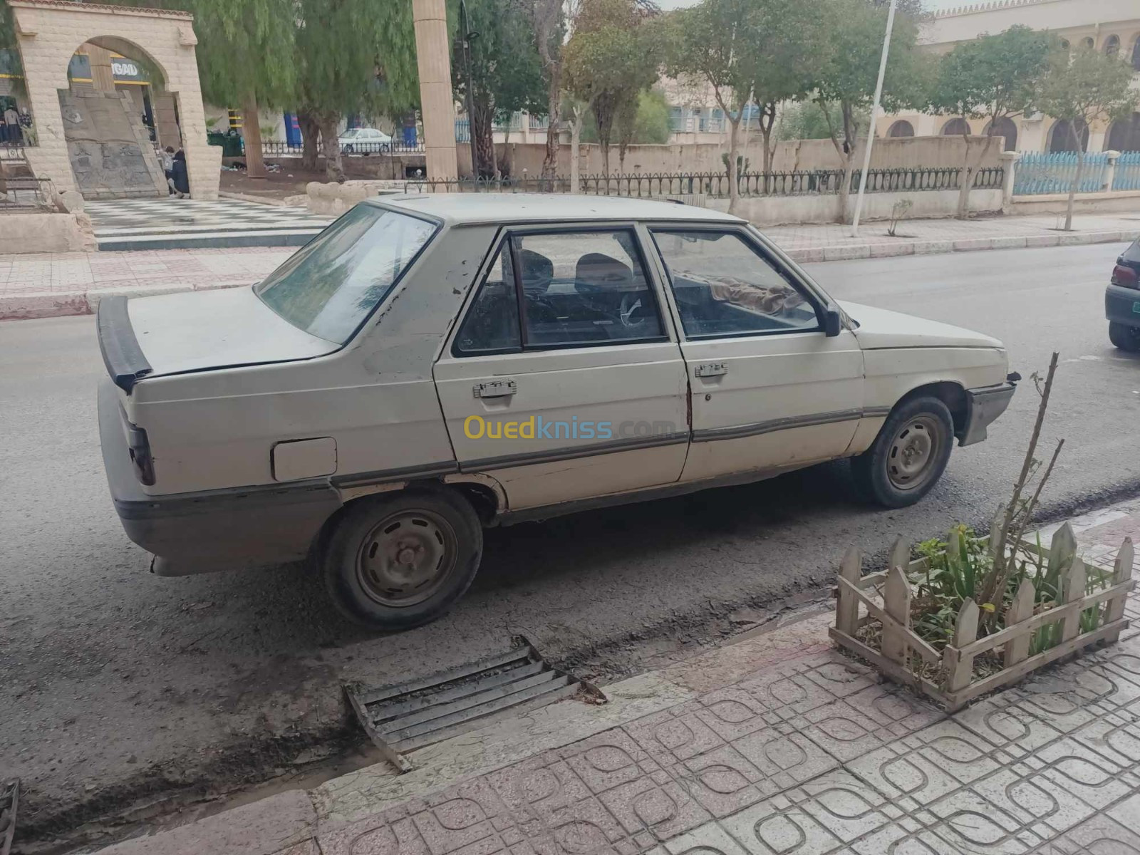 Renault 9 1987 9