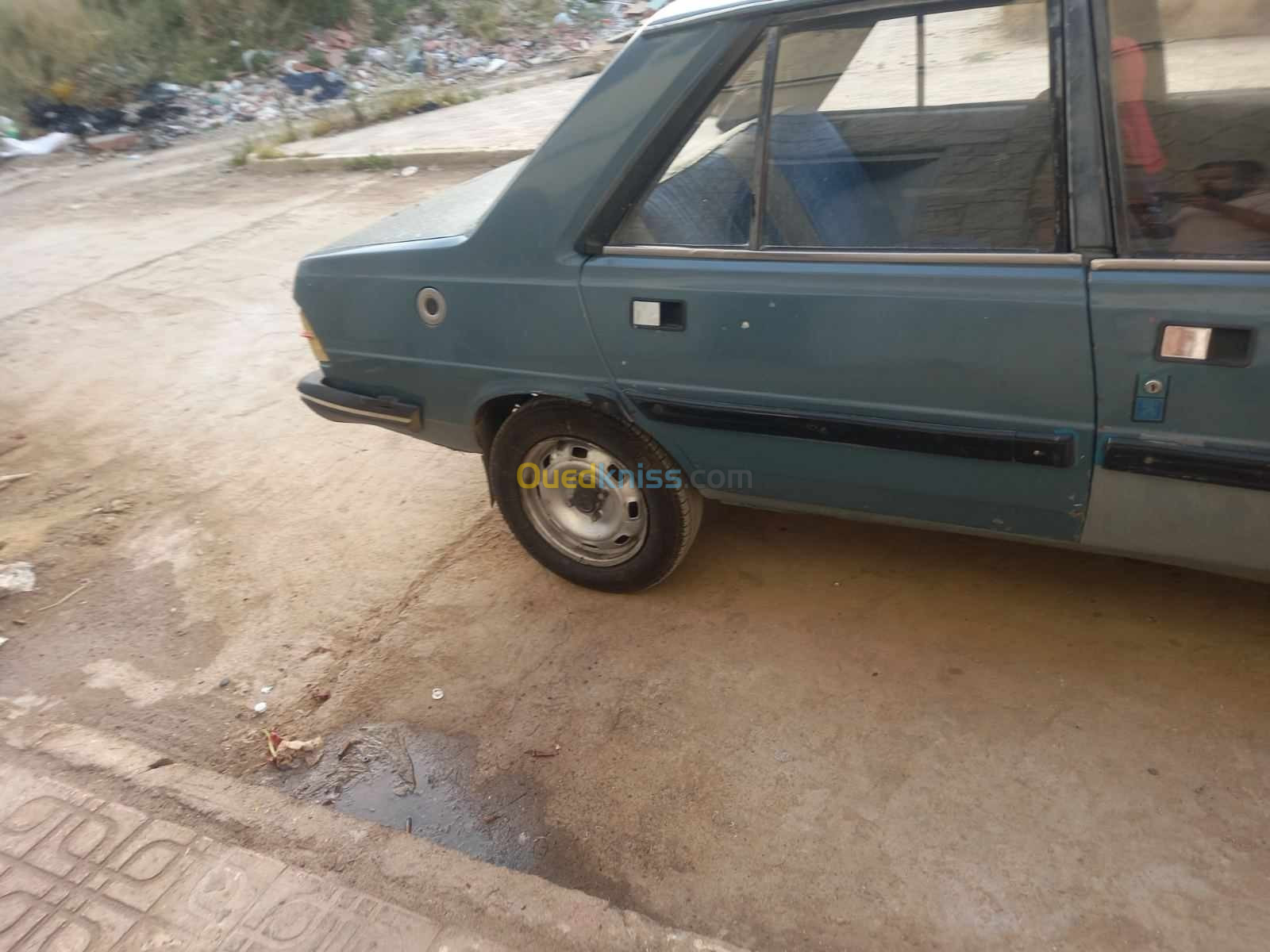 Peugeot 305 1983 305