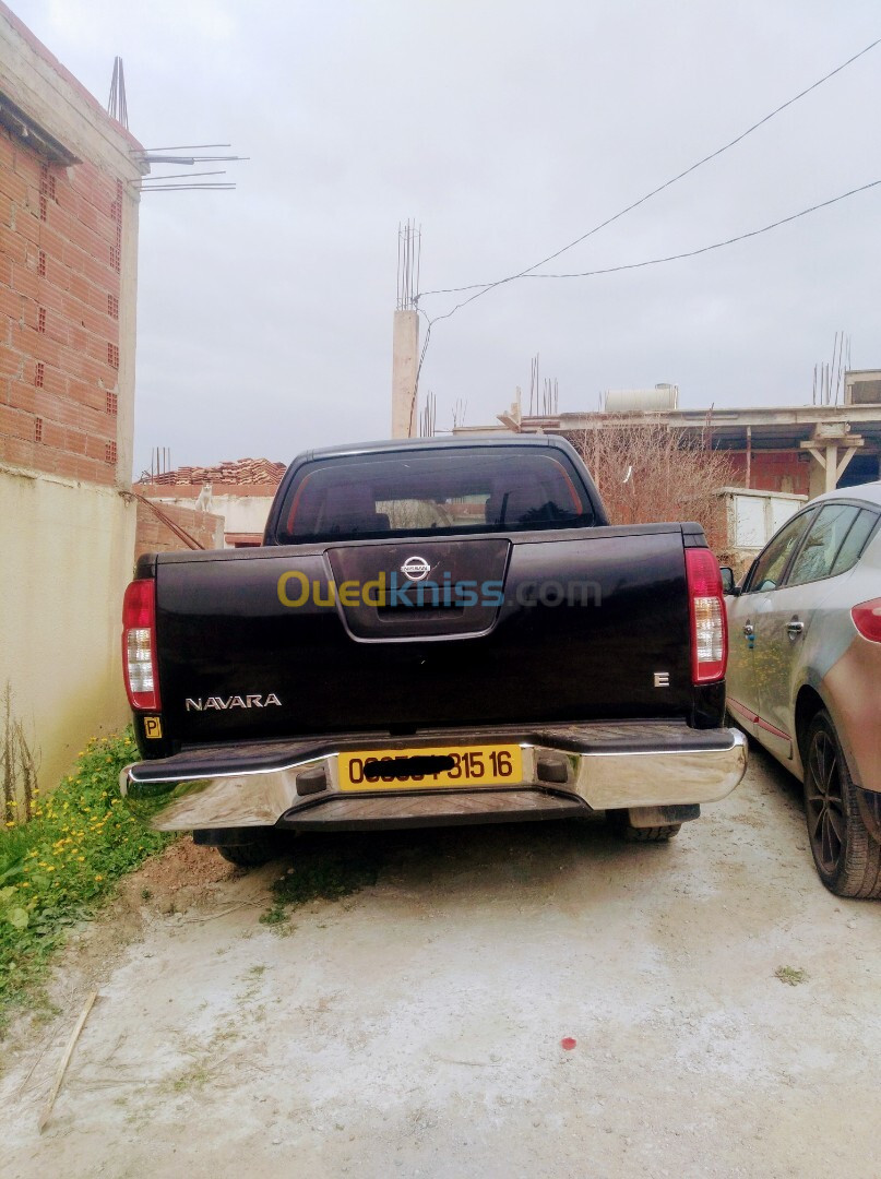 Nissan Navara 2015 Elegance 4x2