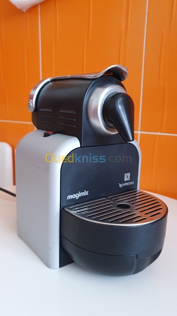 Machine à café Nespresso Magimix - Annaba Algérie