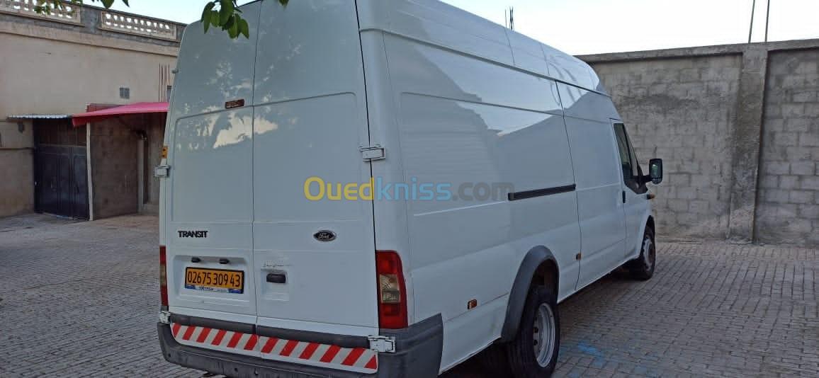 Ford Transit 2009