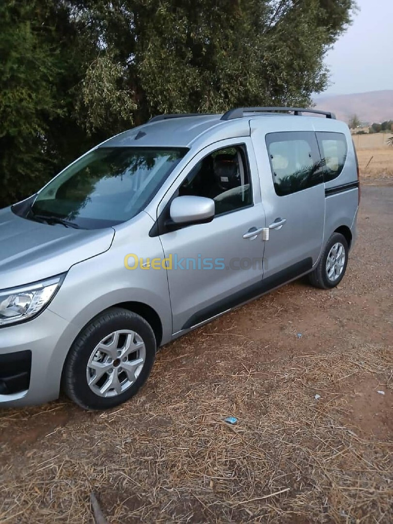 Renault Kangoo 2023 