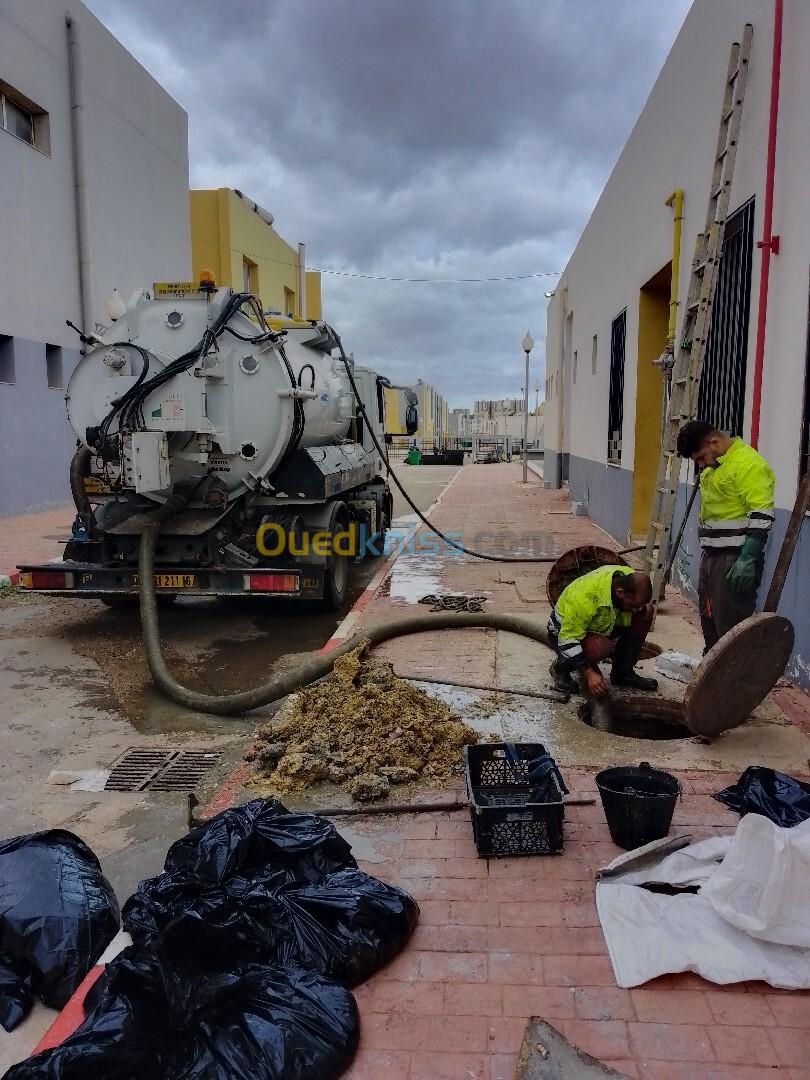 Camion débouchage canalisation vidange