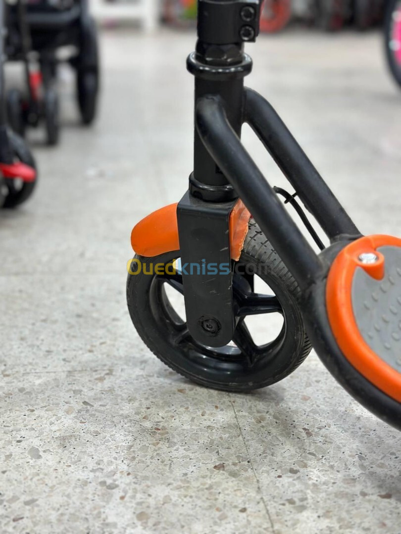 trottinette électrique pour les enfants 