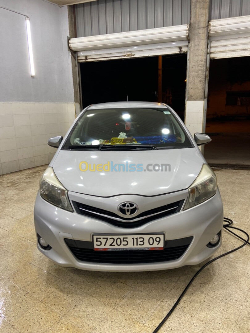 Toyota Yaris 2013 