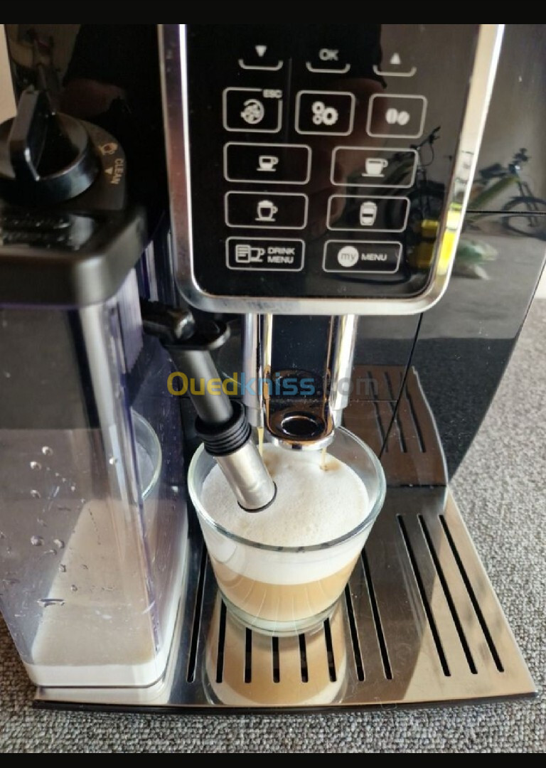 Maschine a Café Grain DeLonghi Dinamica 