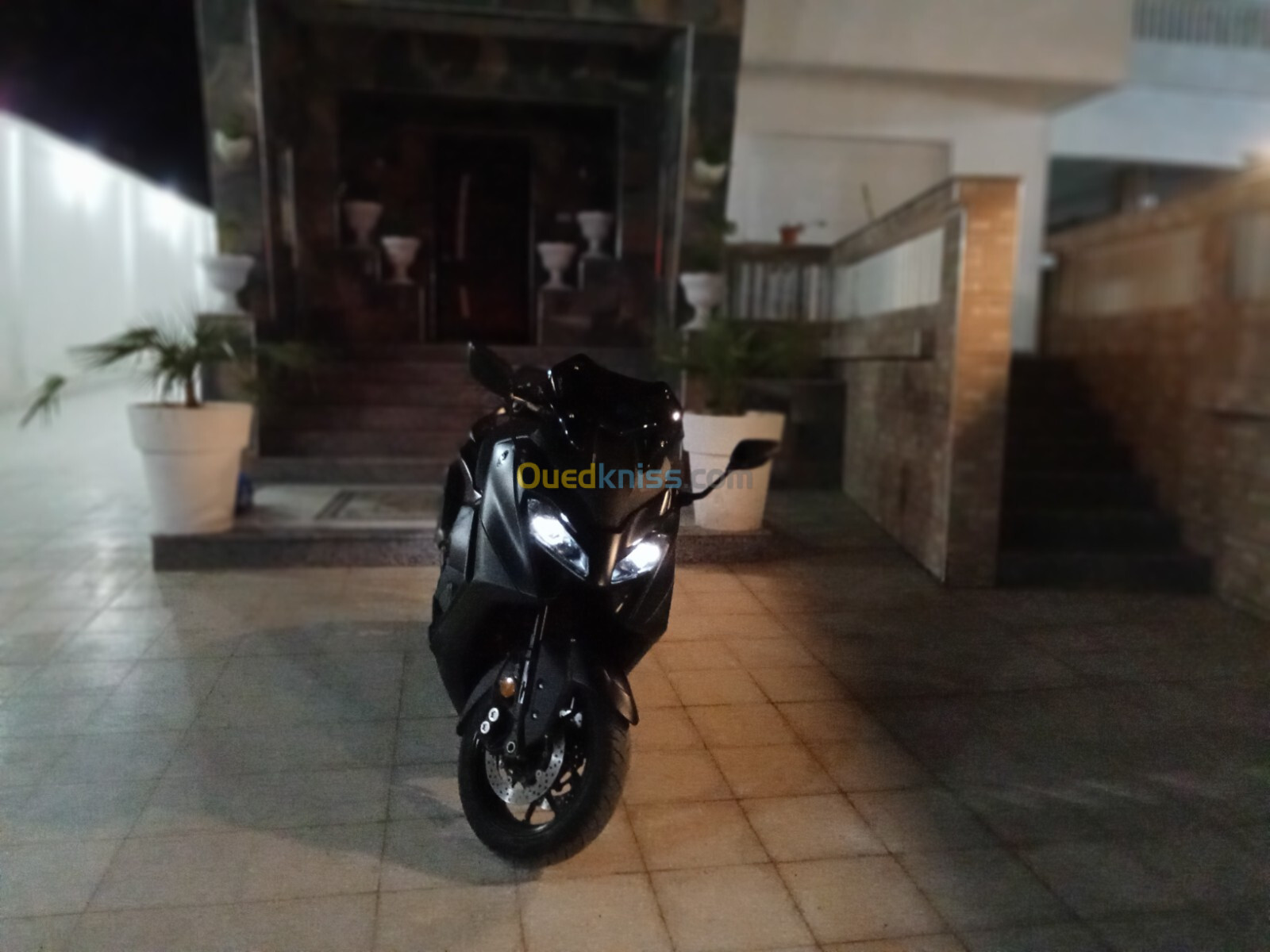 Yamaha Tmax 560 2022