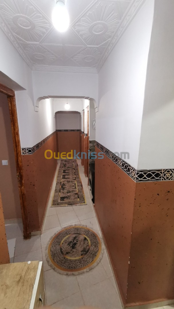 Vente Appartement F3 Alger Les eucalyptus