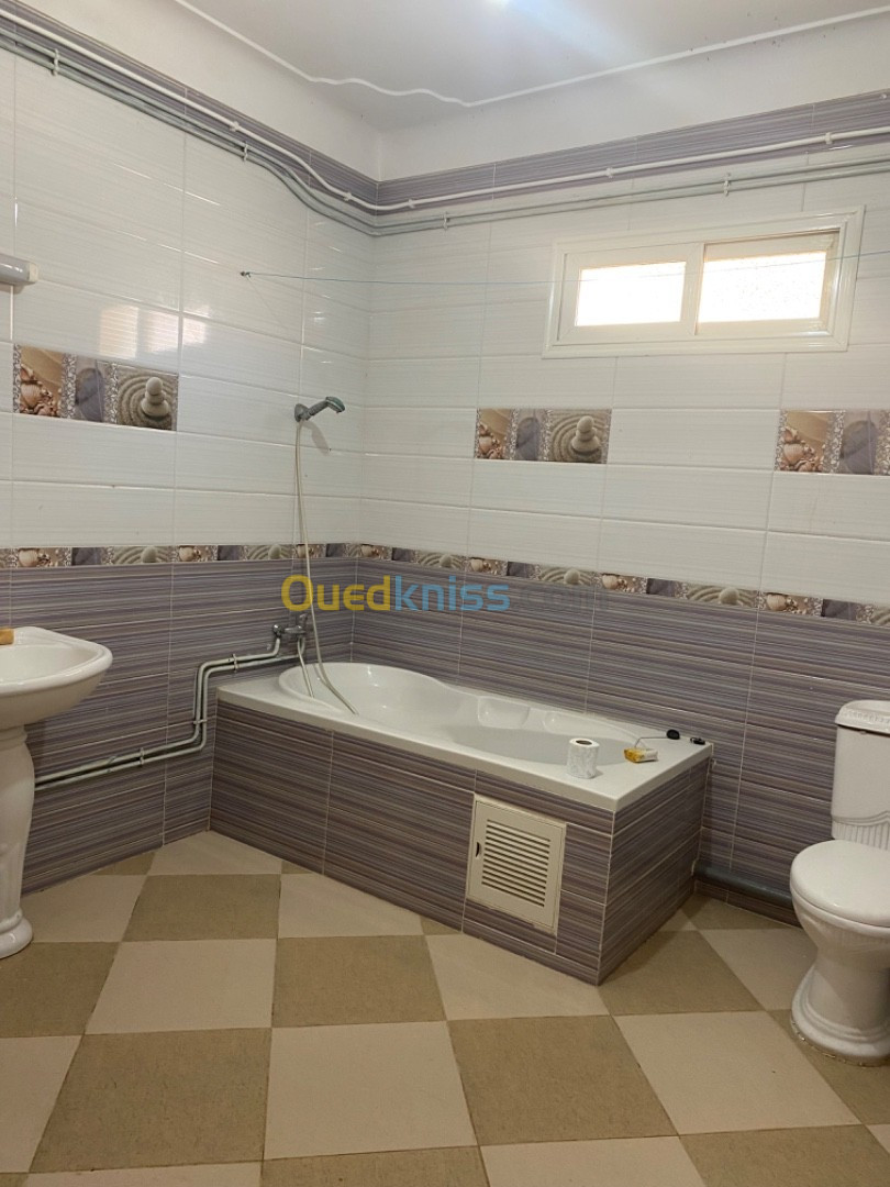 Vente Appartement F3 Alger Bordj el bahri