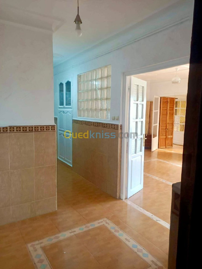 Location Appartement F4 Alger El achour