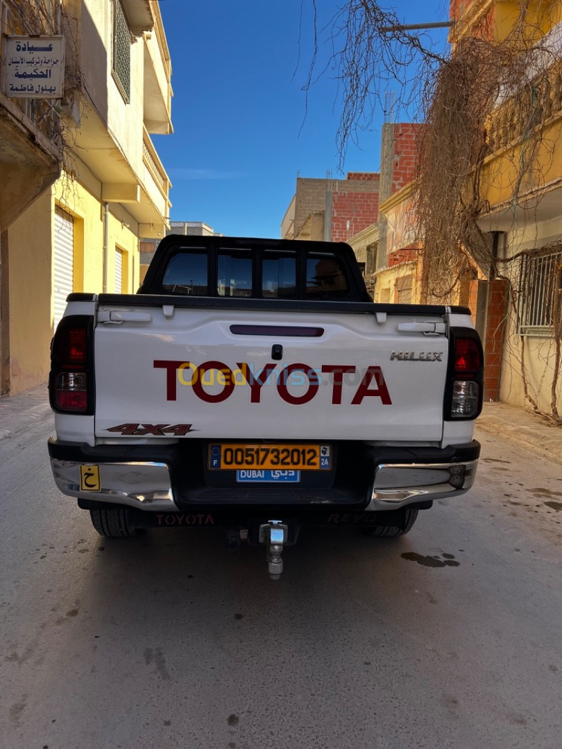 Toyota Hilux 2020 