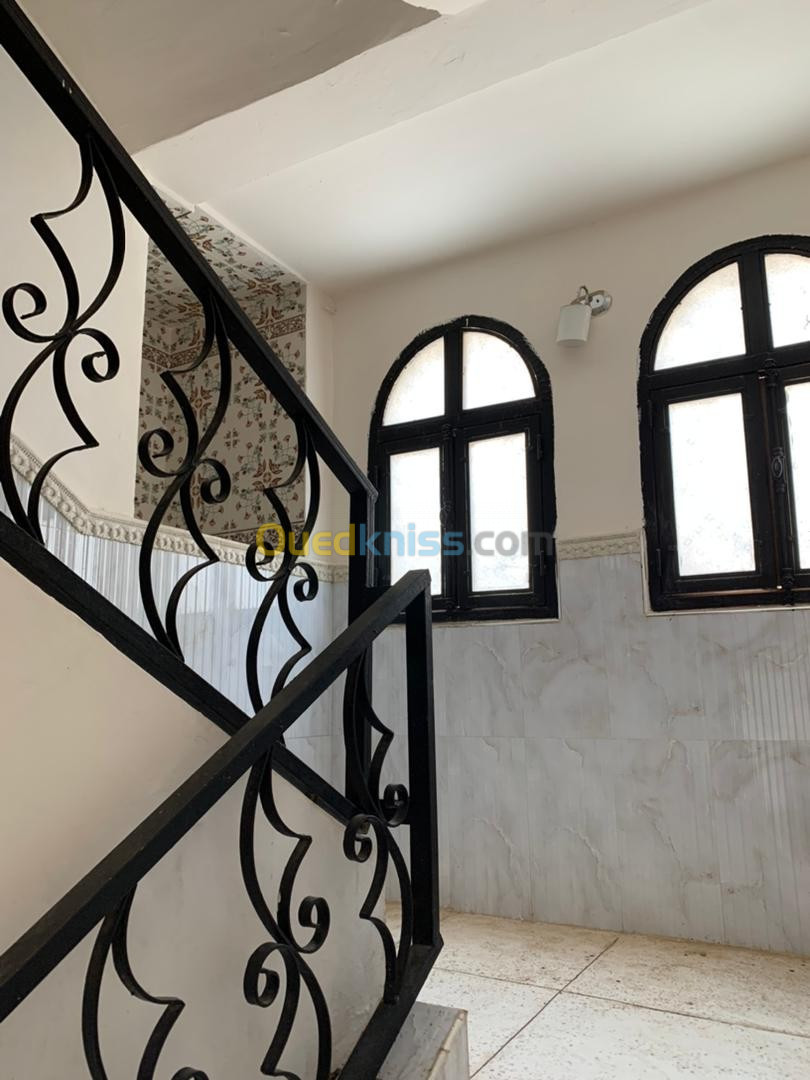 Location Niveau De Villa F6 Tiaret Tiaret