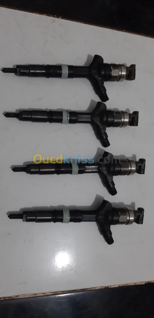 Injecteur DENZO Toyota Avensis et Corolla  2.0 d4d 