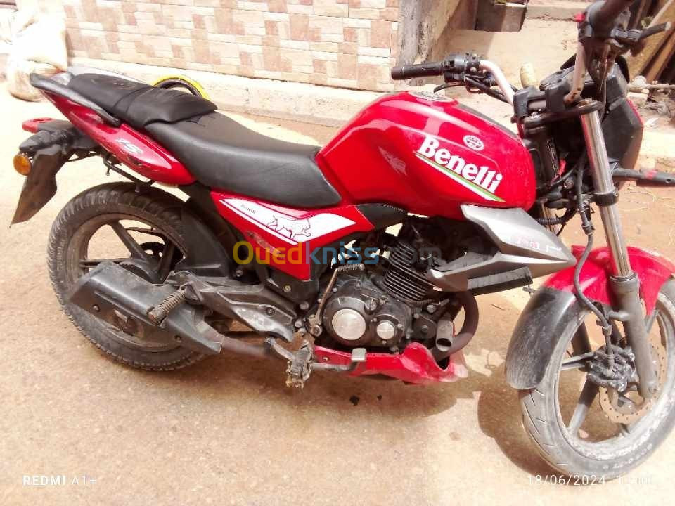 benelli tnt 15 benelli 2020