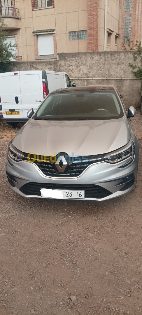 Renault MEGANE 2023 