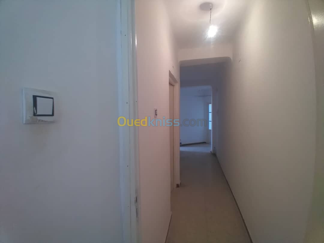 Vente Appartement F3 Alger Ain benian