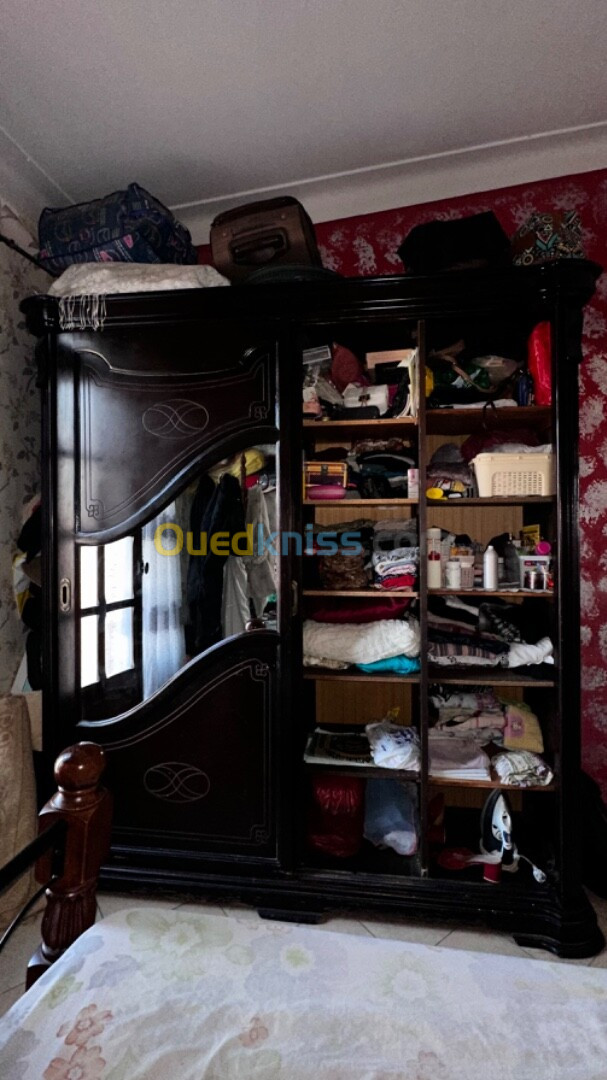 Armoire et meuble de rangement 